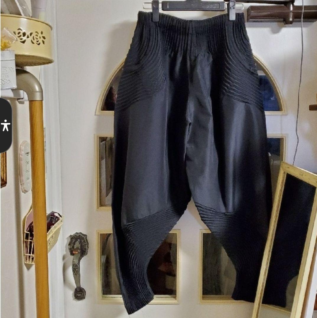 美品　ISSEY MIYAKE　イッセイミヤケ スチーム　サルエルパンツ