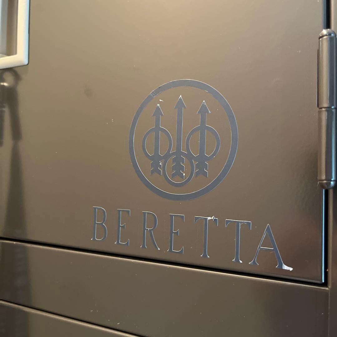 【美品】ベレッタ　装弾　弾丸　ロッカー