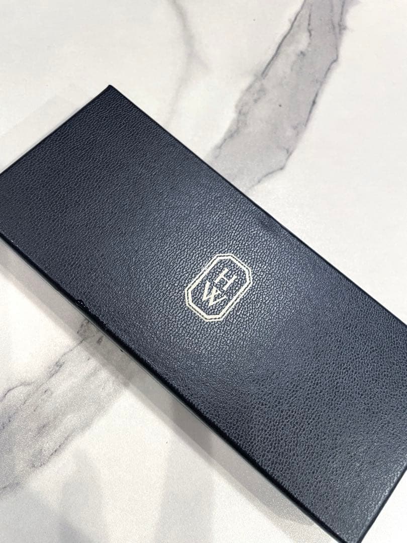 ハリーウィンストン アヴェニュー時計ベルト ホワイト