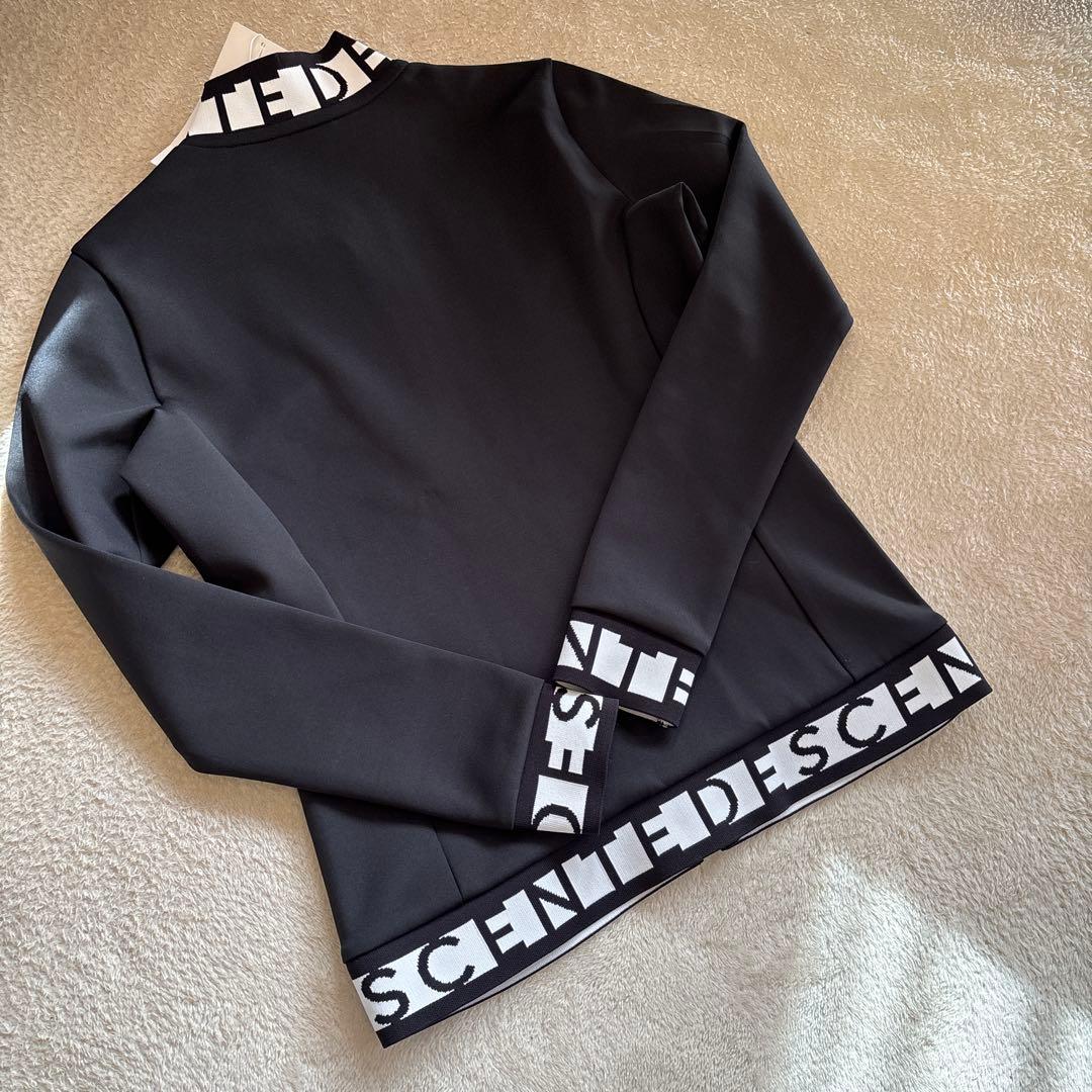 お値下げ不可‼️デサント　ダンボールニット素材　アウターS 新品未使用