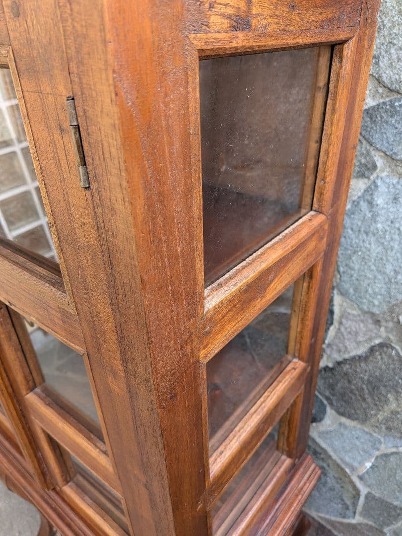 セトレボン アンティーク木製の猫脚ガラスキャビネット