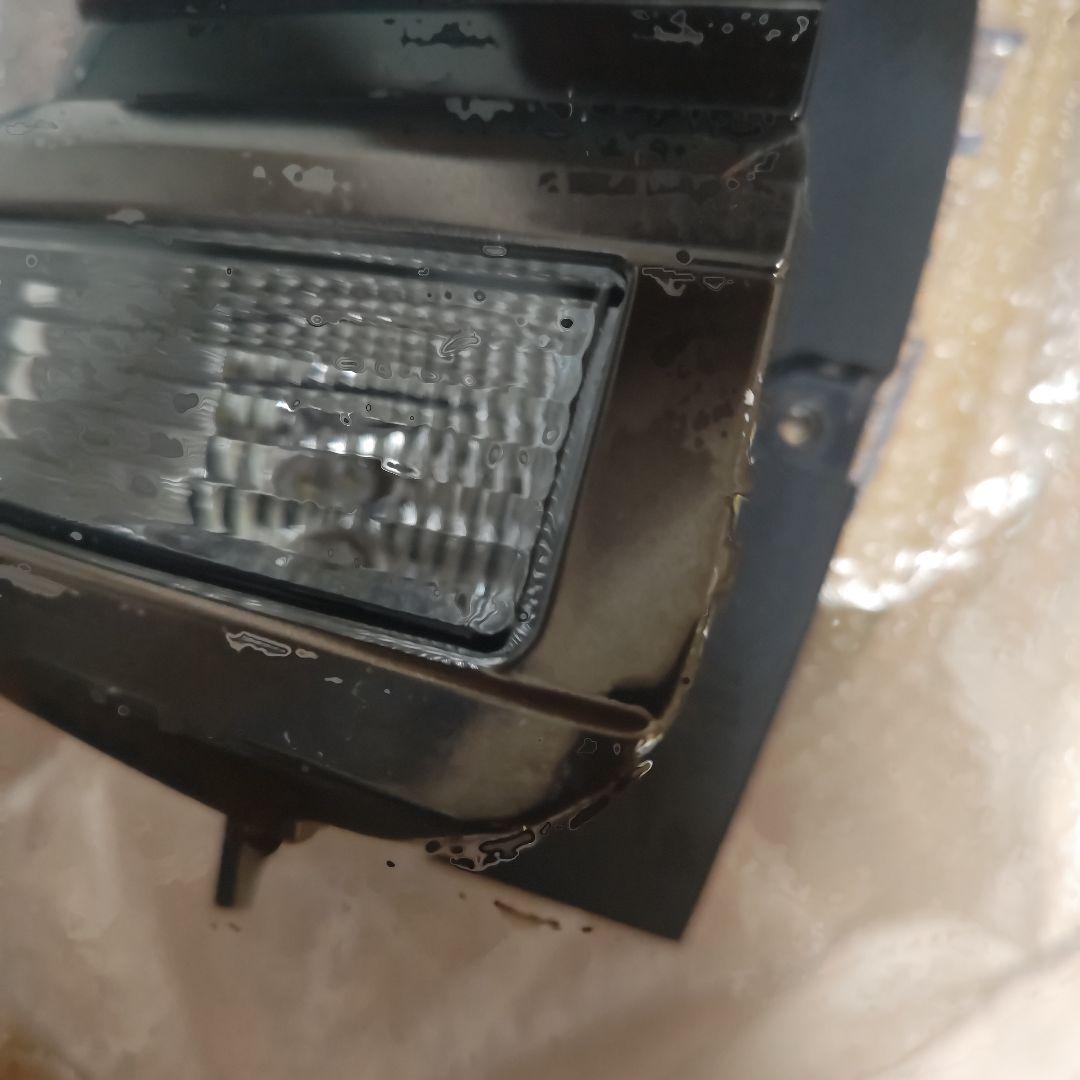 80ヴォクシー後期純正テールレンズ