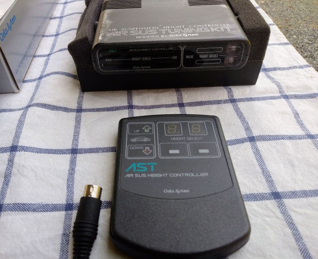 エアサスコントローラー(ソアラH3.5～、マジェスタH3.10～)