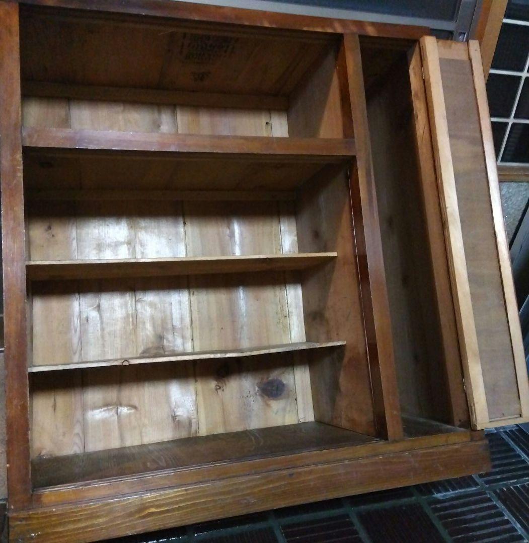 【昭和レトロ】最終値下げ♦ 木製下駄箱 （右端は傘立）✰寄木細工？