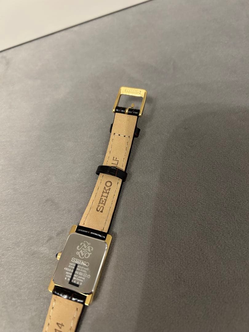 SEIKO 腕時計 SSEH002