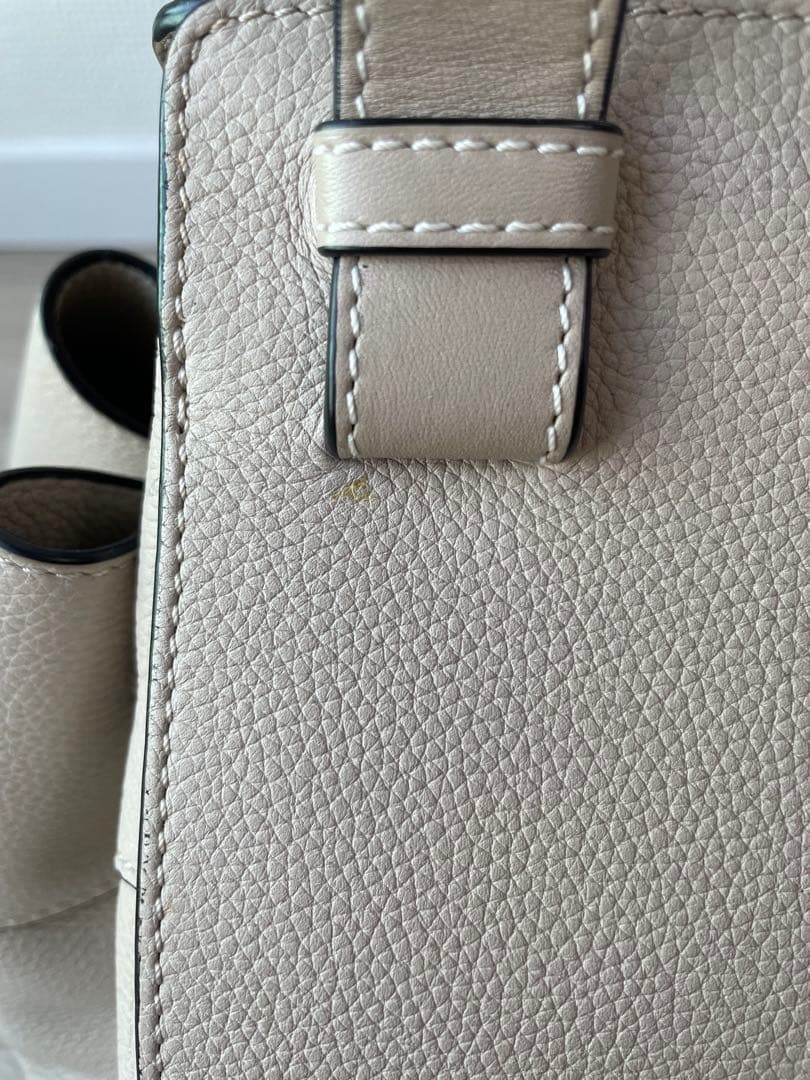 【期間限定値下げ中】LOEWEハンモックDWミディアムバッグ Light Oat