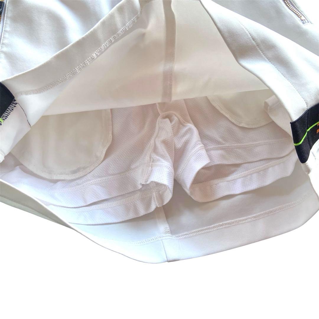 【美品】MARK&LONA マークアンドロナ　サイドロゴ　ゴルフスカート 40