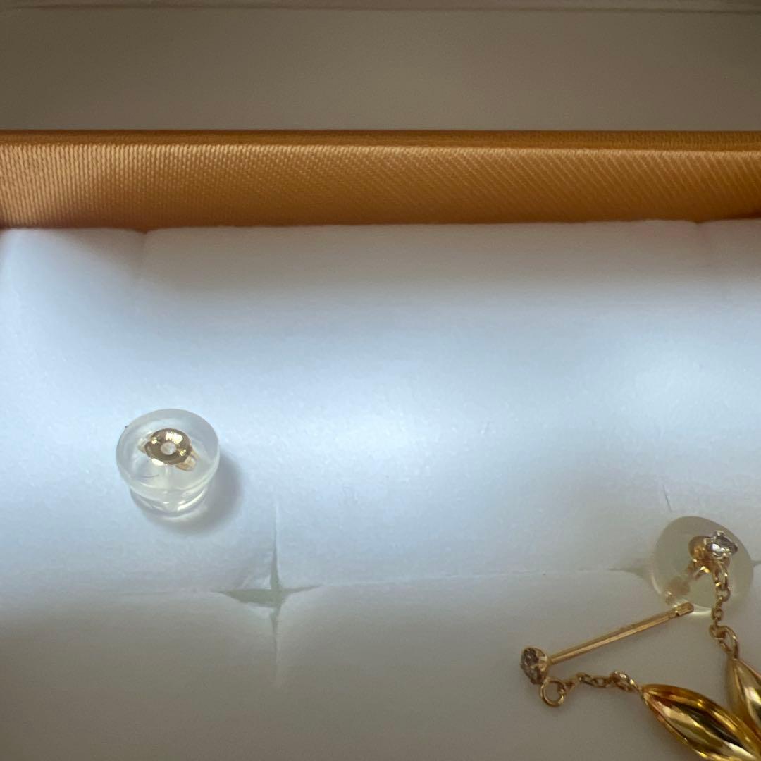 福*ん様 VERITE k18YG ダイヤモンドピアス