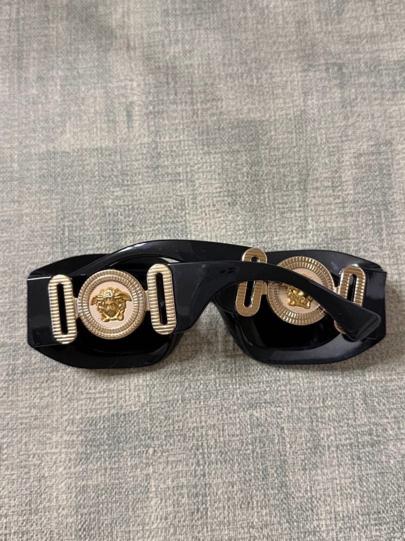 VERSACE ブラック サングラス ケース付き