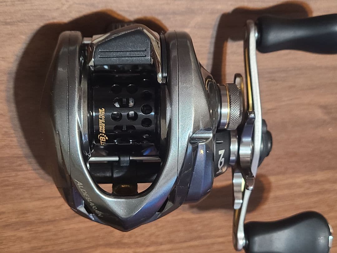 『良品』シマノ　アルデバランBFS　レフトハンドル　値下げ不可