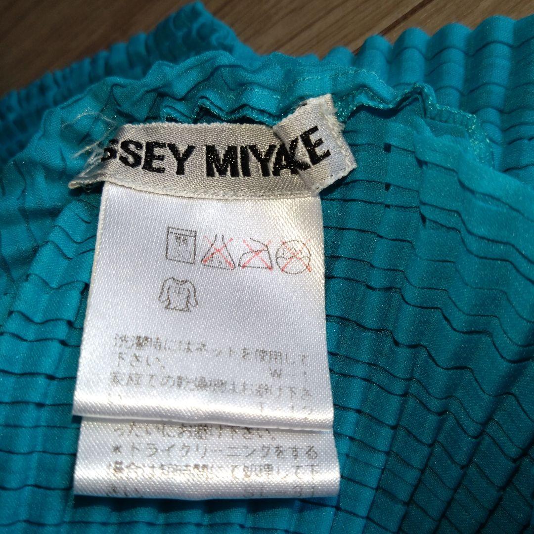 ISSEY MIYAKE タートルネック M サイズ　プリーツ