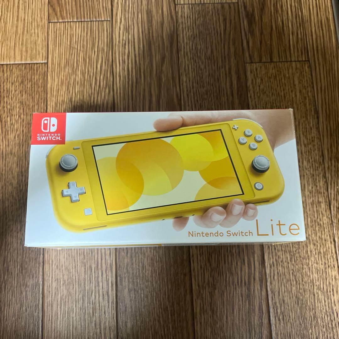 Nintendo Switch Lite イエロー　ケース付