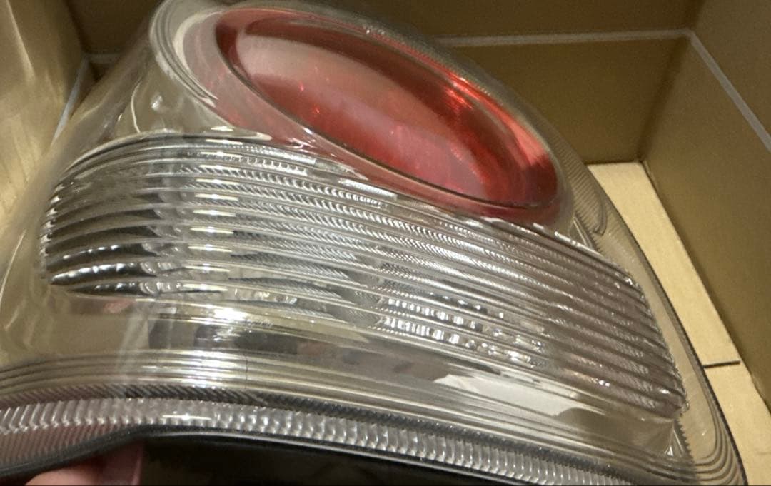 ムーブキャンバス左テールランプ クリア／レッド