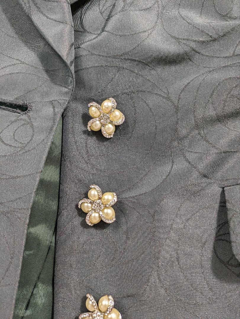 美品 オースチンリード 総バラ模様 パールボタン セットアップ ブラック 36