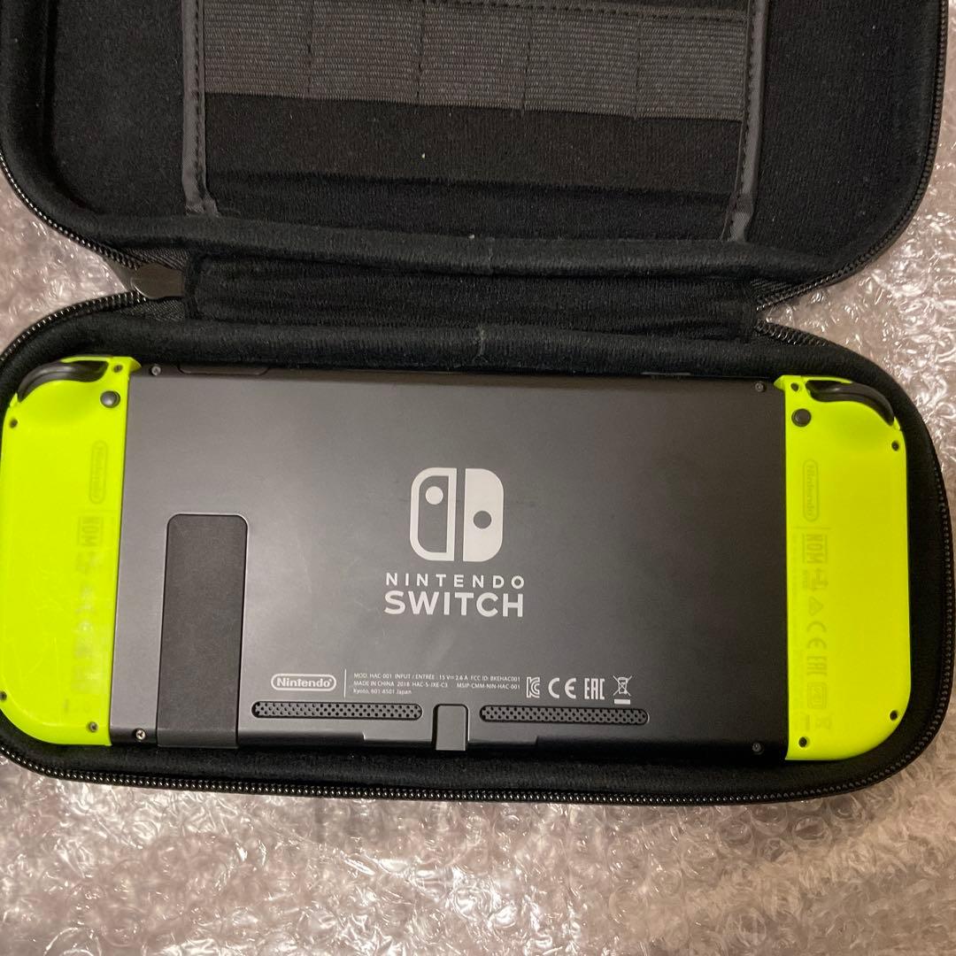 ニンテンドー　スイッチ　Nintendo switch 本体　イエロー