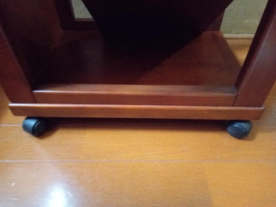 木製スリム洋服掛け 上部トレイ付き　豊岡クラフト