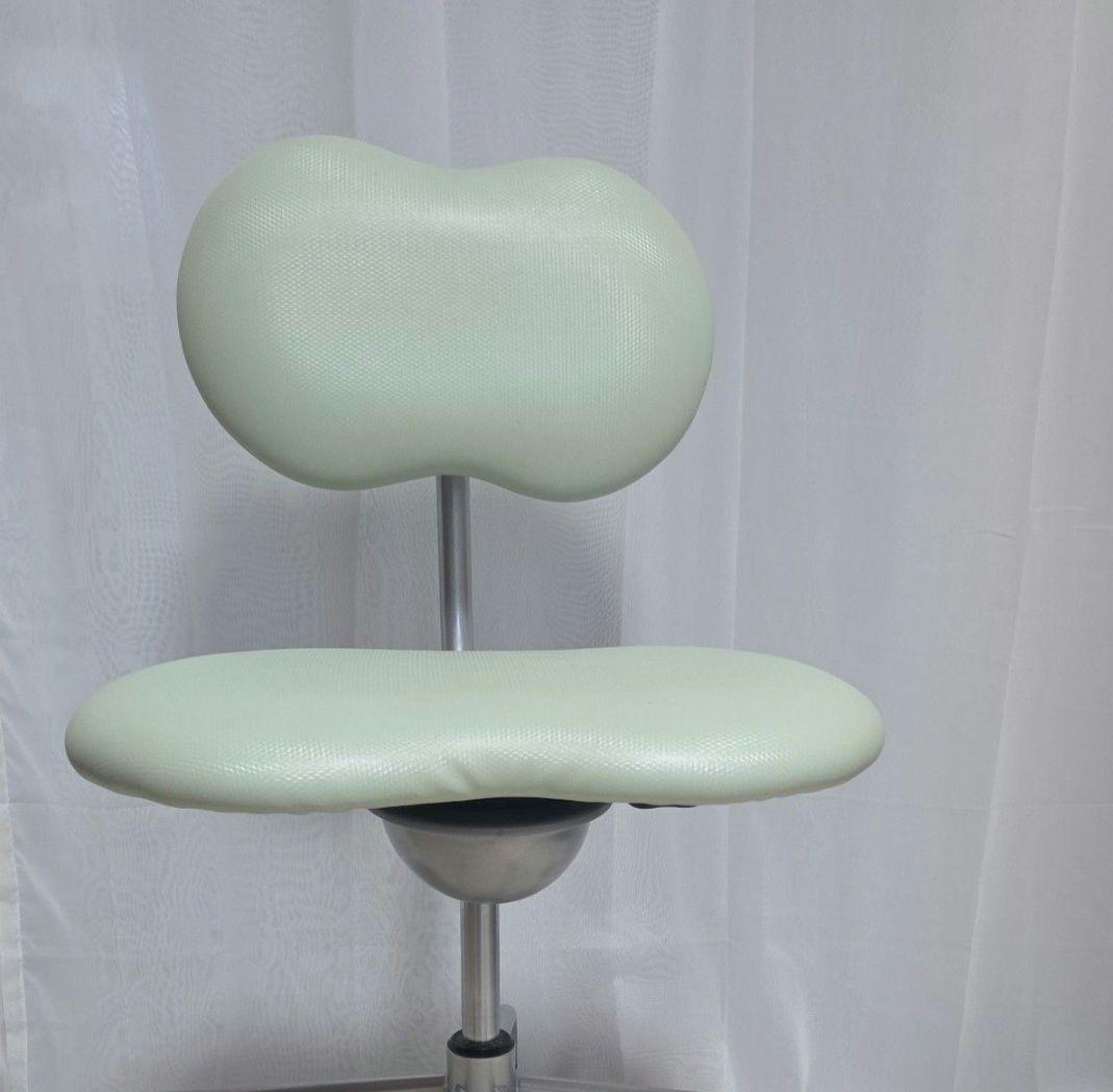 ITOKI イトーキ タシット KLC-012 椅子