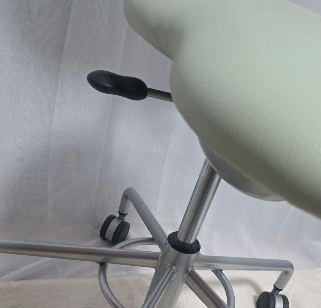 ITOKI イトーキ タシット KLC-012 椅子