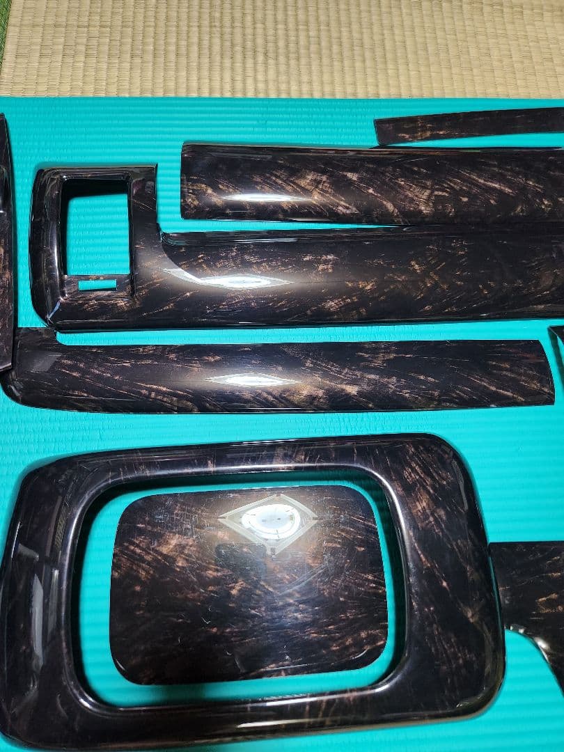 工藤さま専用ハイエース200系　インテリアパネル(黒木目マホガニー調・17P)