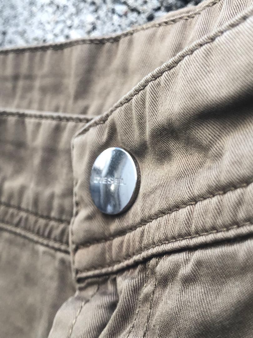 Diesel カーゴパンツ オリーブ色