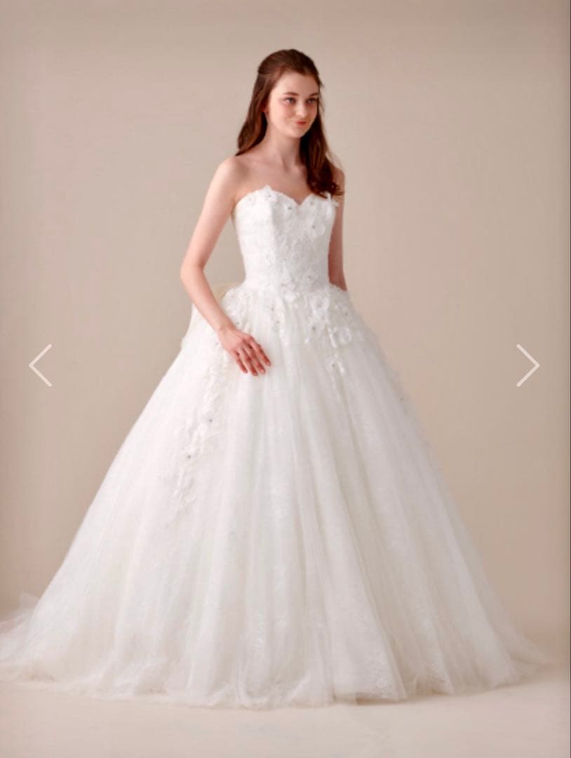 【美品】ウェディングドレス Barbie フラワーレース