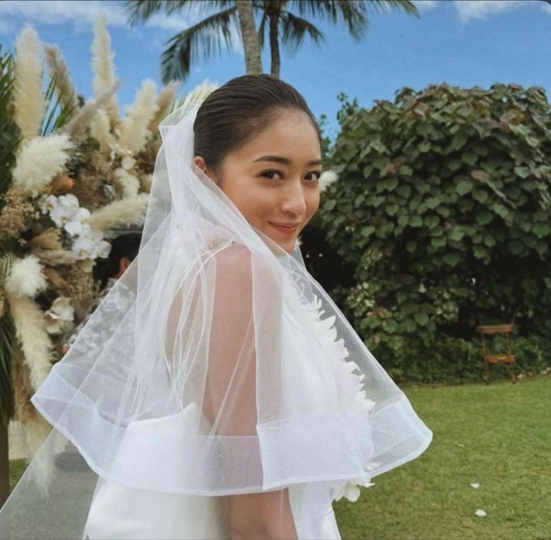 【美品】ウェディングドレス Barbie フラワーレース