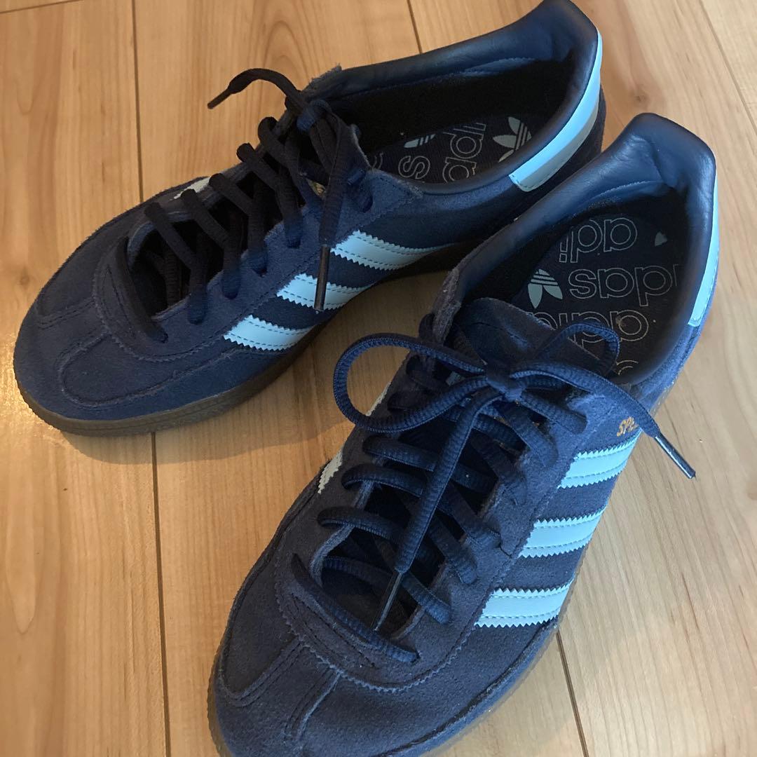 ぴぴ adidas ネイビー スエード スニーカー