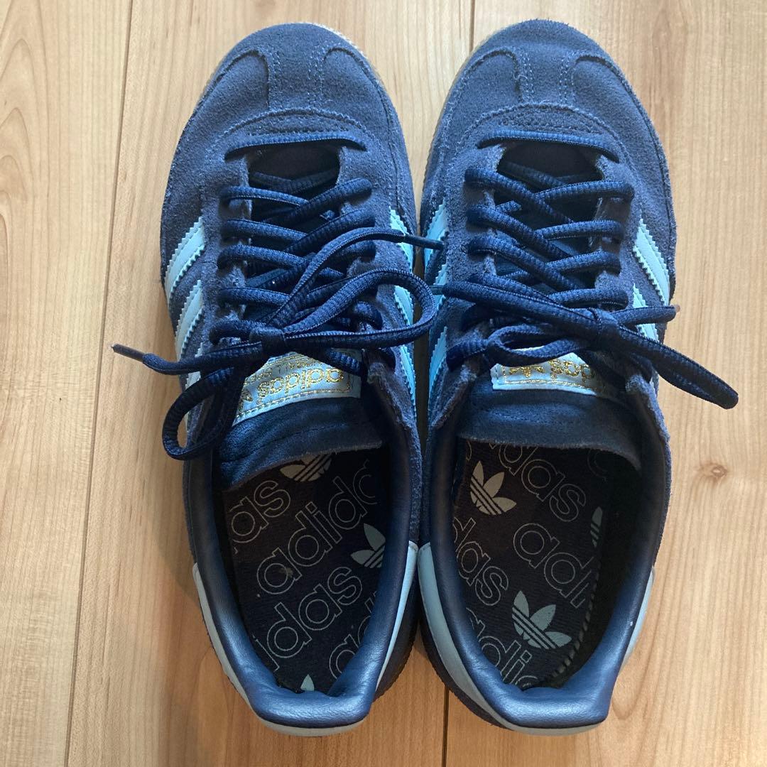 ぴぴ adidas ネイビー スエード スニーカー