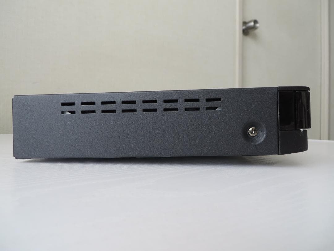 東芝ブルーレイレコーダー DBR-T1010 3D対応品 2023年製 完動美品