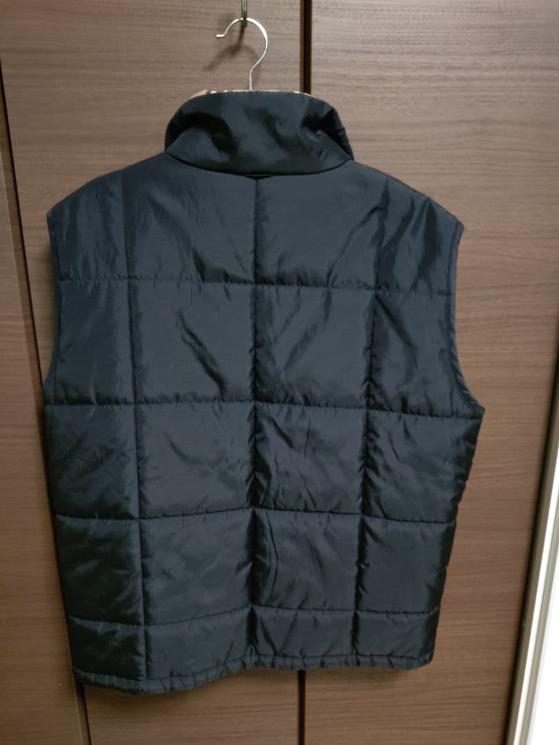 Burberry's ブラック キルティングベスト