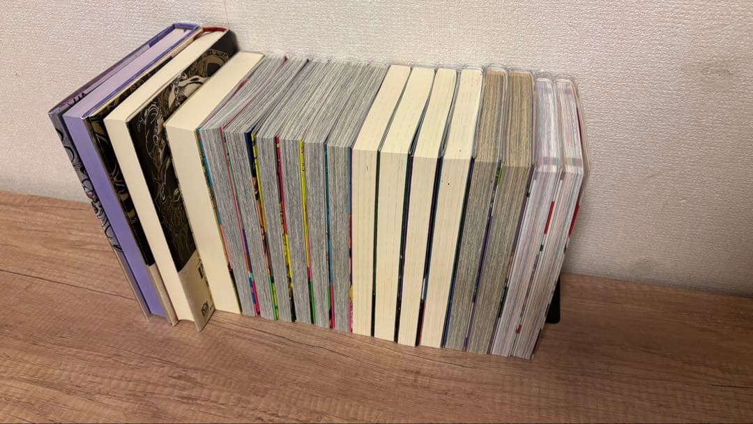 【美品】ジョジョ コミック 漫画 1〜9部 + 関連書籍11冊（3冊抜けあり)