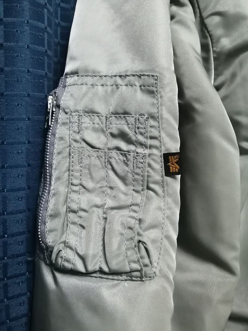 ALPHA MA-1 シルバー　MADE IN USA製　美品