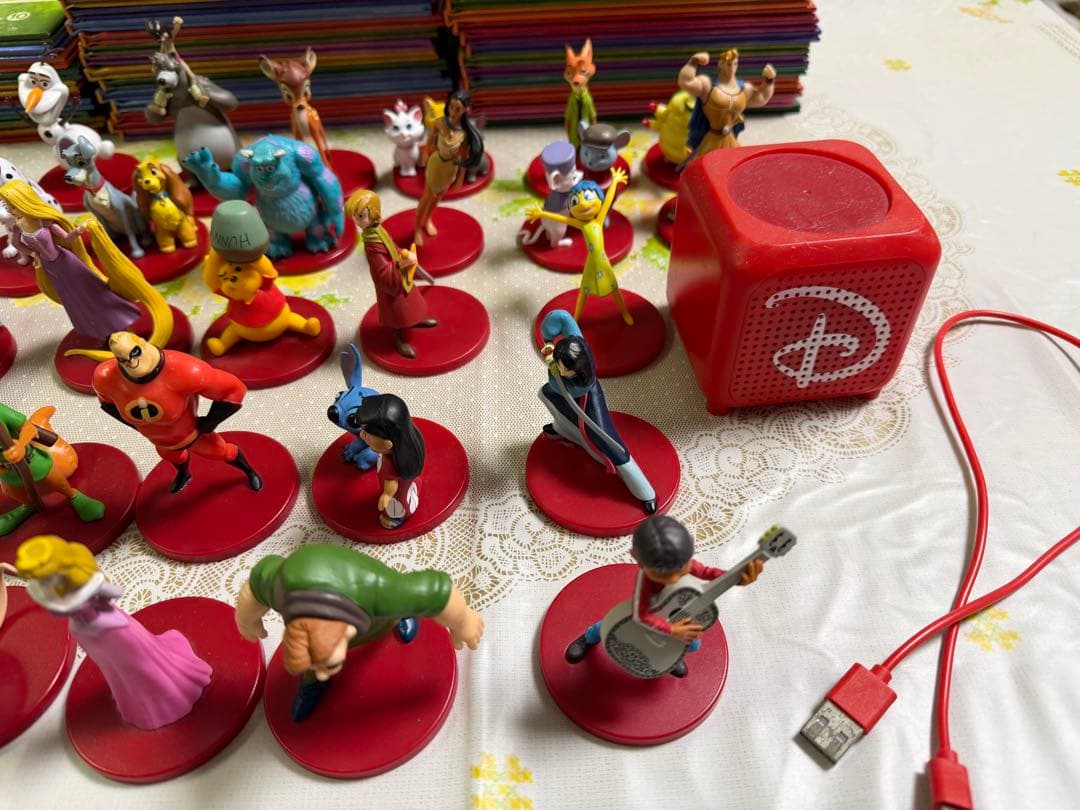 再出品　ディズニーマジカルオーディオ絵本1〜37巻フィギュア37体スピーカー無し