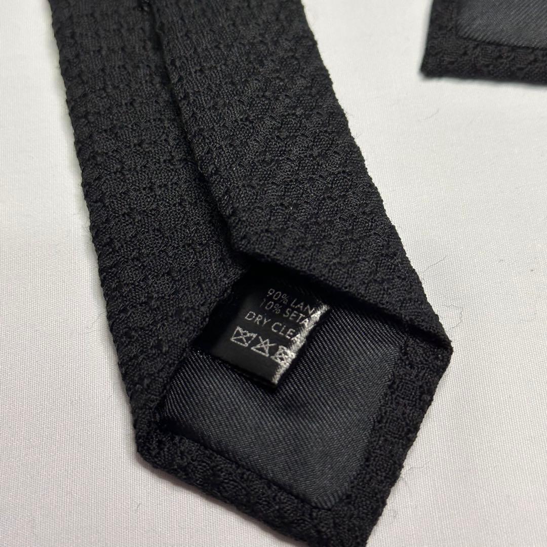 極美品☆アットバンヌッチ☆ネクタイ☆ブラック☆無地☆ソリッド☆ウール656