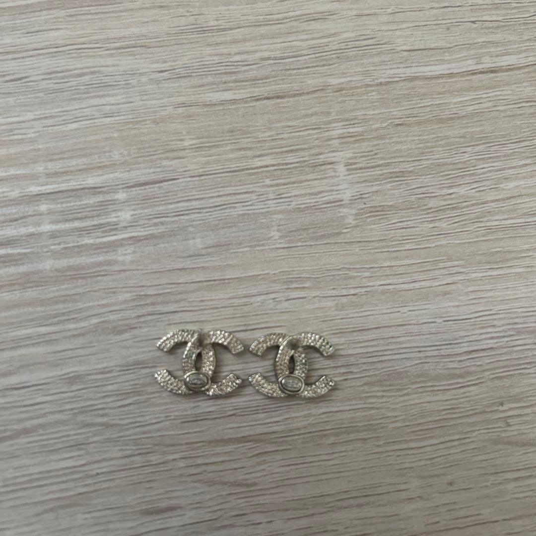 Chanel CCロゴピアス シルバー クリスタル