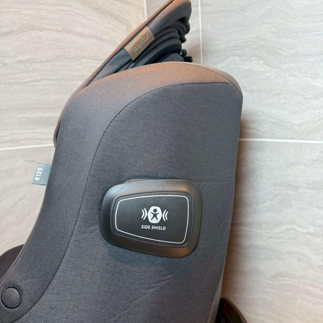 Aprica アップリカ クルリラビッテエックス チャイルドシート 限定カラー