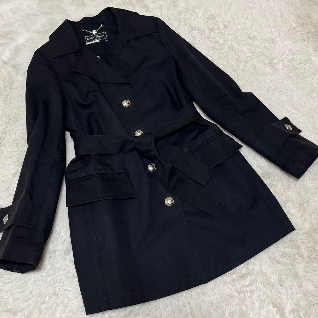 フェラガモ　ガンチーニ　銀ボタン　チェスター　ロングコート　ベルト　黒　ブラック