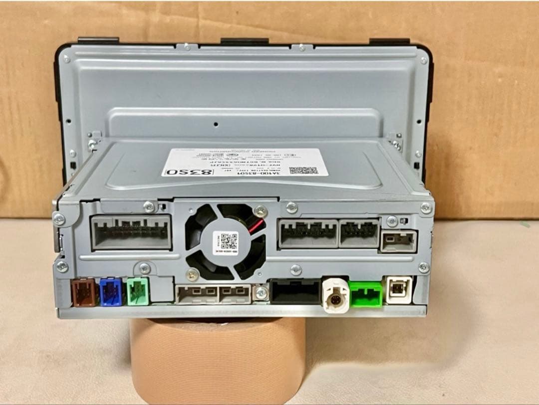 スズキ純正 9インチカーナビ NVF-0198zs04 83S0 2021