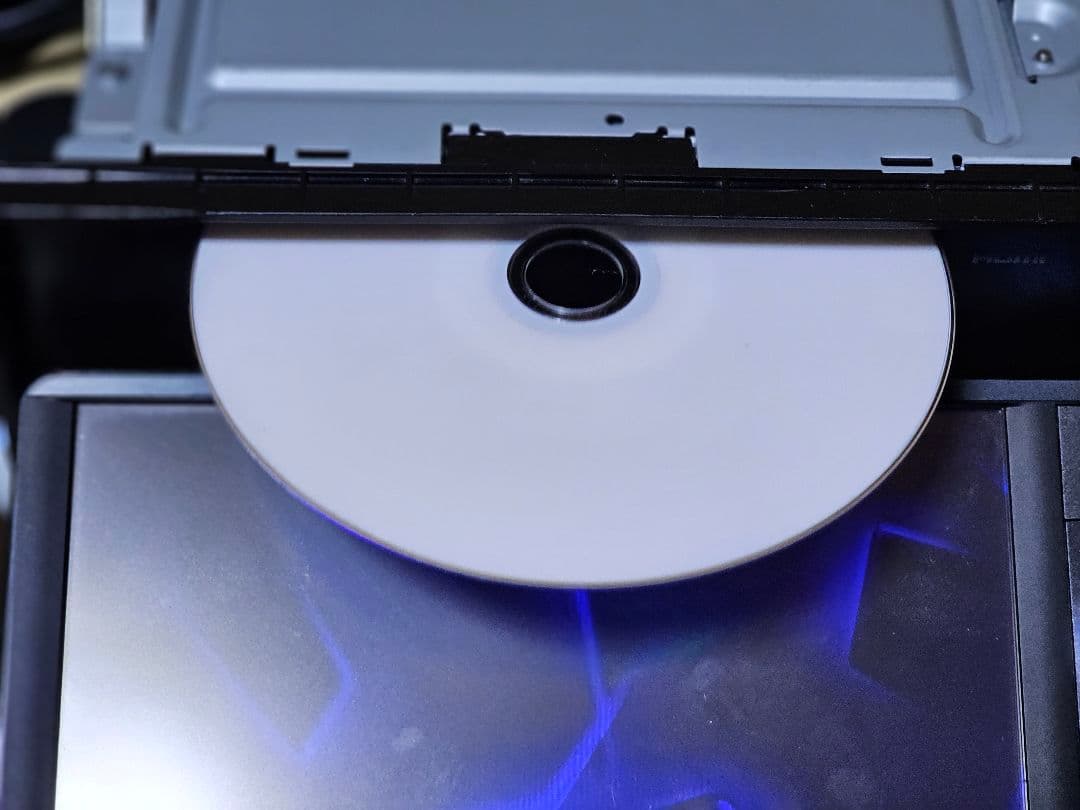 カロッツェリア AVIC-ZH0099w Bluetooth 2024年地図