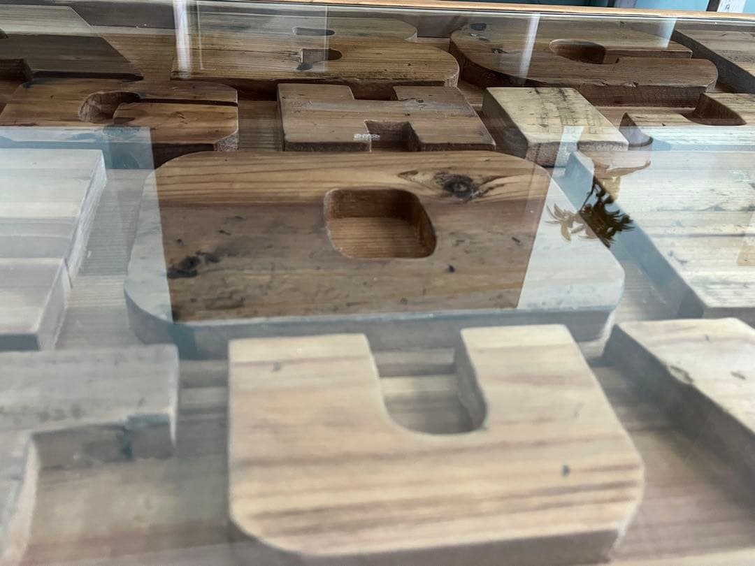 ABCテーブル　CRASH GATE