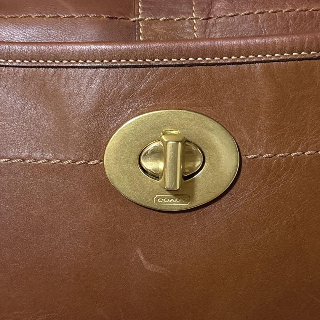 COACH ワンショルダーバッグ レザー 肩がけ ターンロック ホーボー