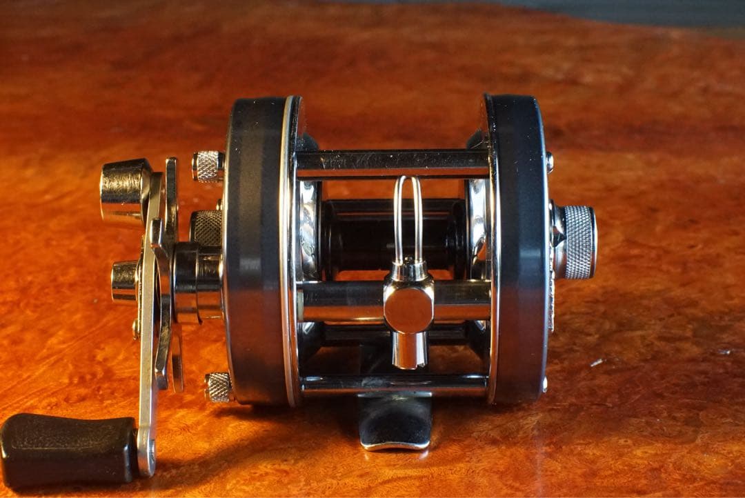 ABU アンバサダー 5500C メンテ済 フレーム修正済