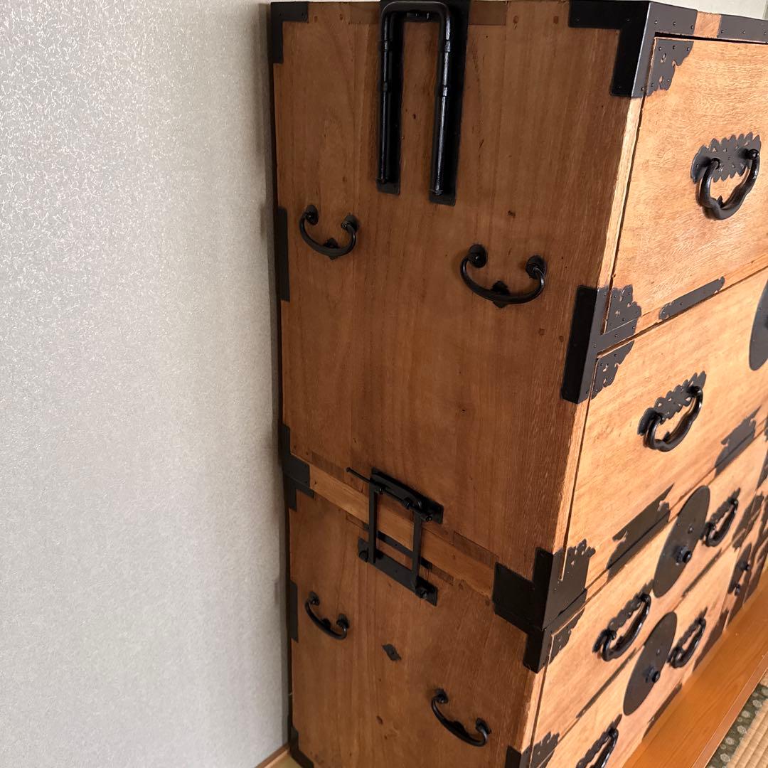 【貴重品・送料無料】アンティーク家具　明治〜大正時代　桐タンス