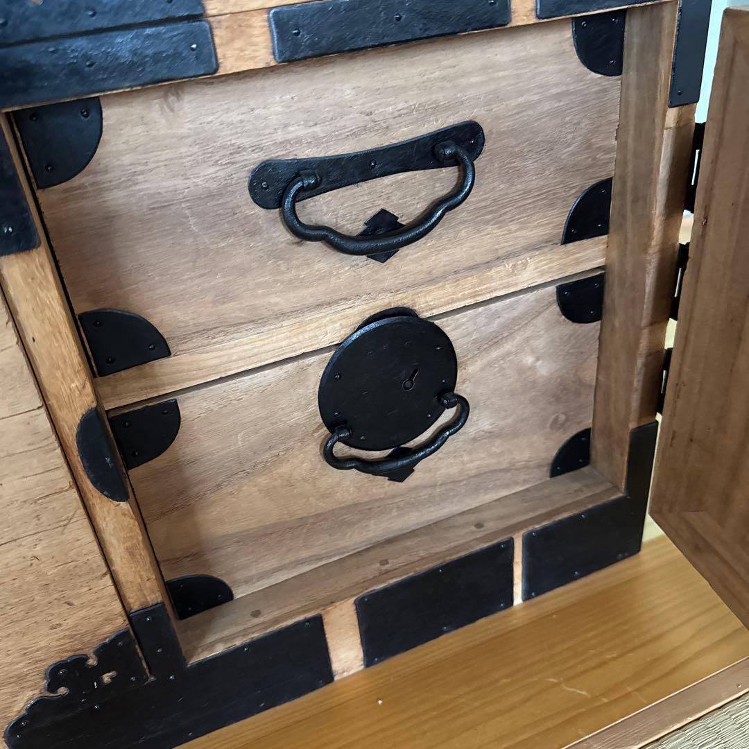 【貴重品・送料無料】アンティーク家具　明治〜大正時代　桐タンス