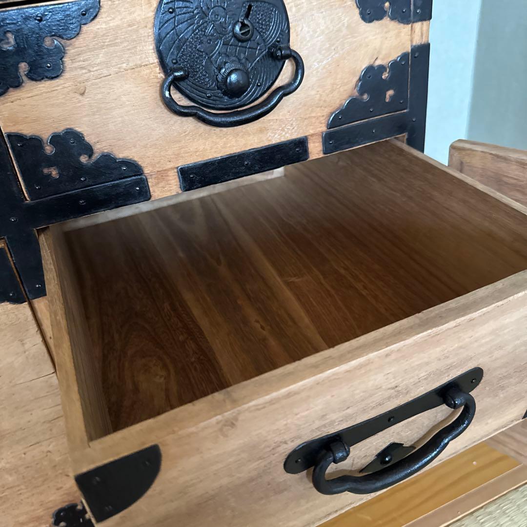 【貴重品・送料無料】アンティーク家具　明治〜大正時代　桐タンス