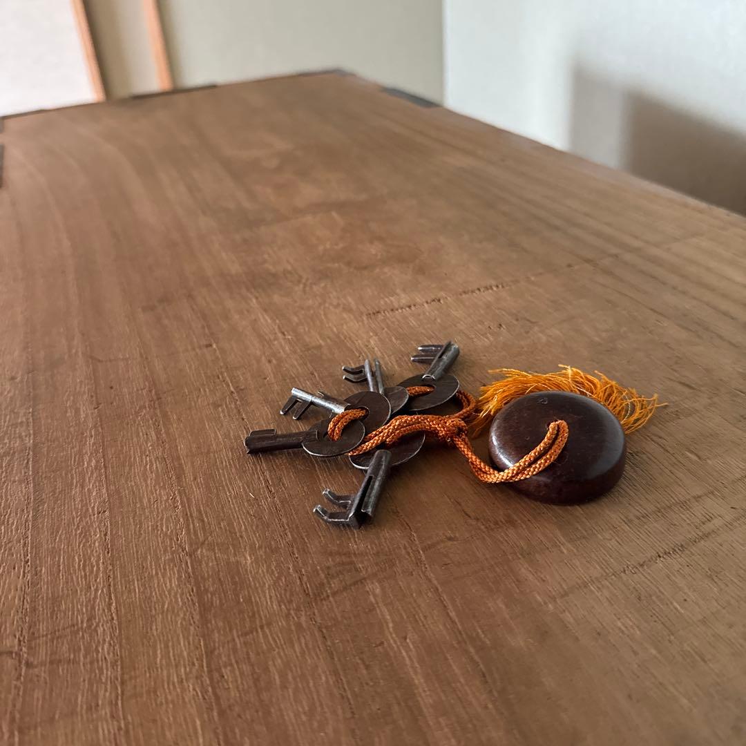 【貴重品・送料無料】アンティーク家具　明治〜大正時代　桐タンス