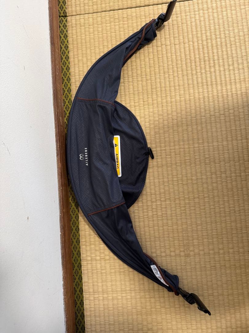 美品　AILEBEBE ネイビー チャイルドシート