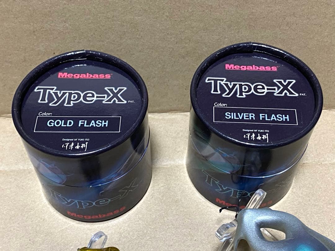 新品‼️激レア‼️メガバスタイプX ゴールドフラッシュ&シルバーフラッシュセット