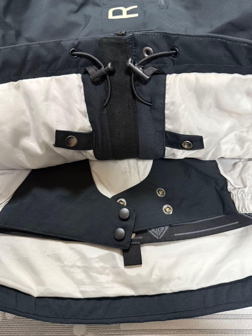 美品！ROXY ロキシー スノーボード ウェア レディースセットアップ黒