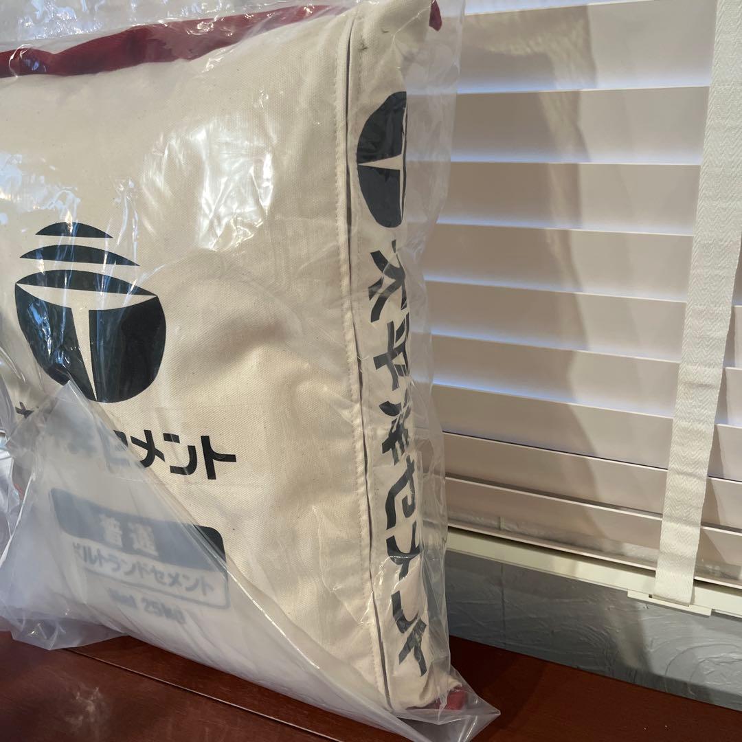 ！非売品！太平洋セメント 赤　レッド　クッション